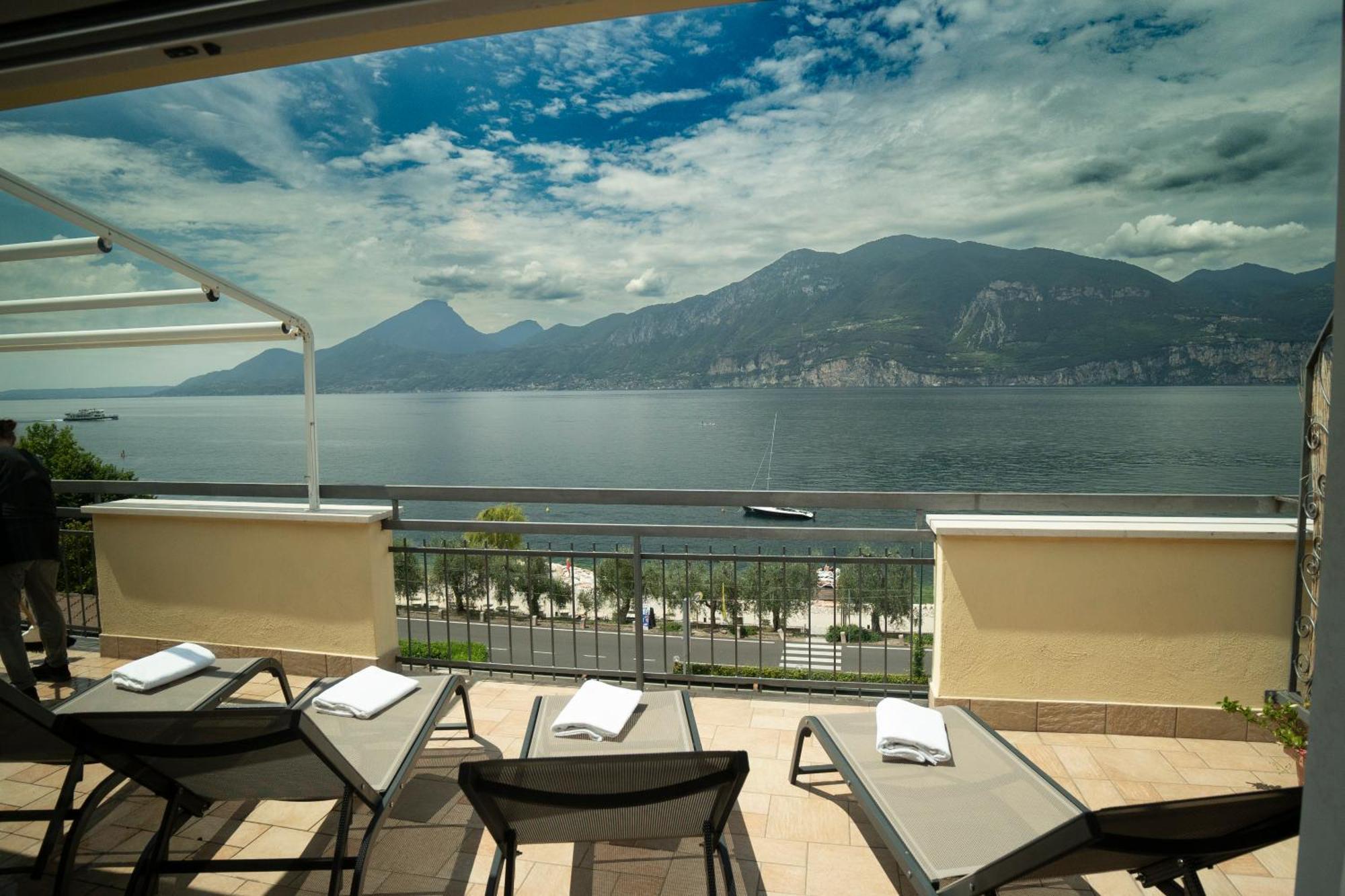 Penthouse Casa Alkea Masse Lake View Brenzone sul Garda Buitenkant foto